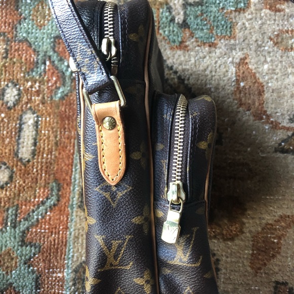 *️⃣SOLD*️⃣ Louis Vuitton Crossbody Amazon Bag - Picture 4 of 8